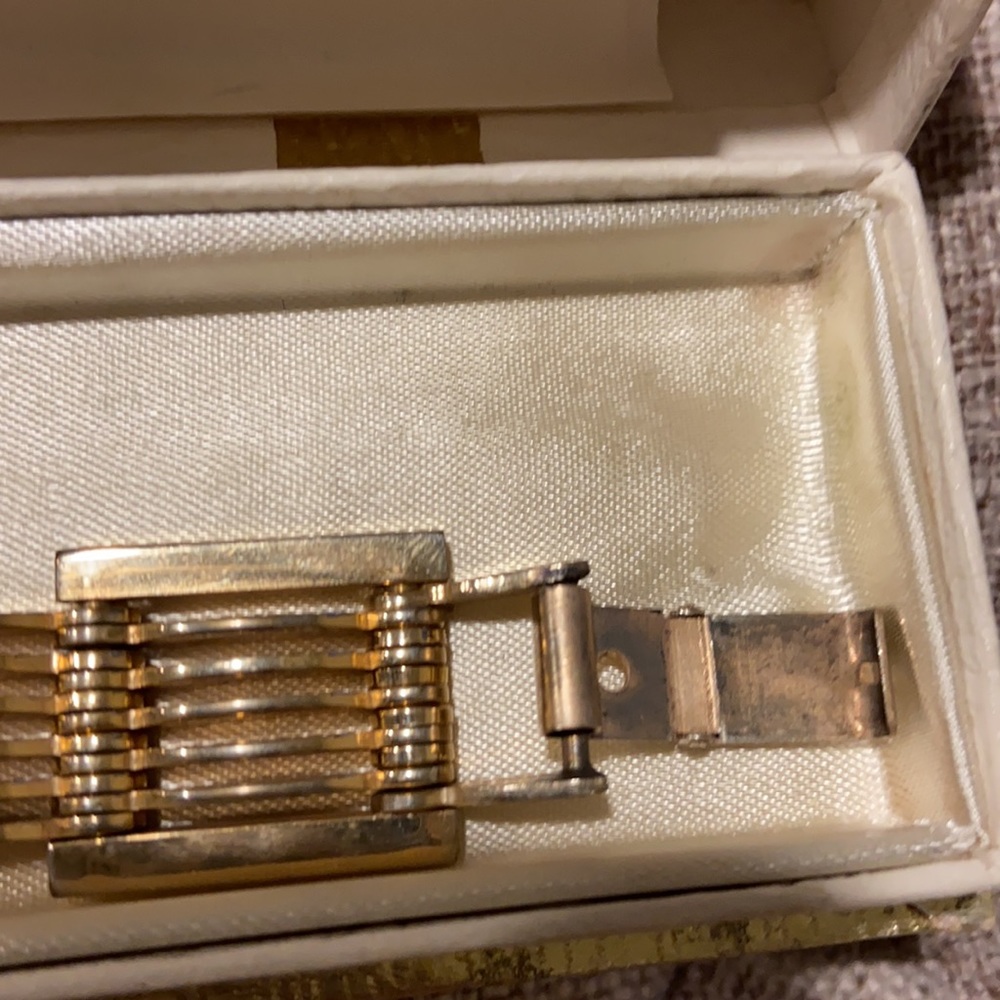 VINTAGE GOLD BRACELET - Picture 2 of 3